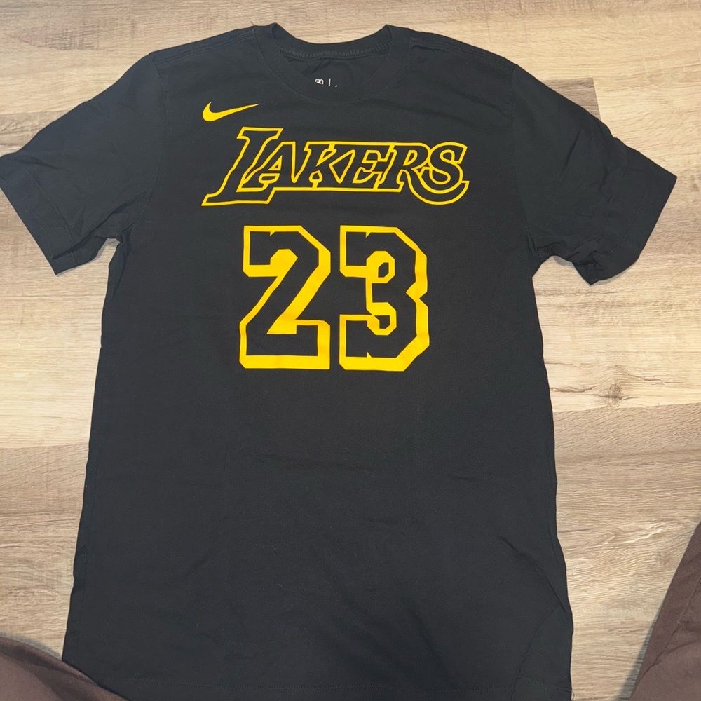 Nike lebron James tee